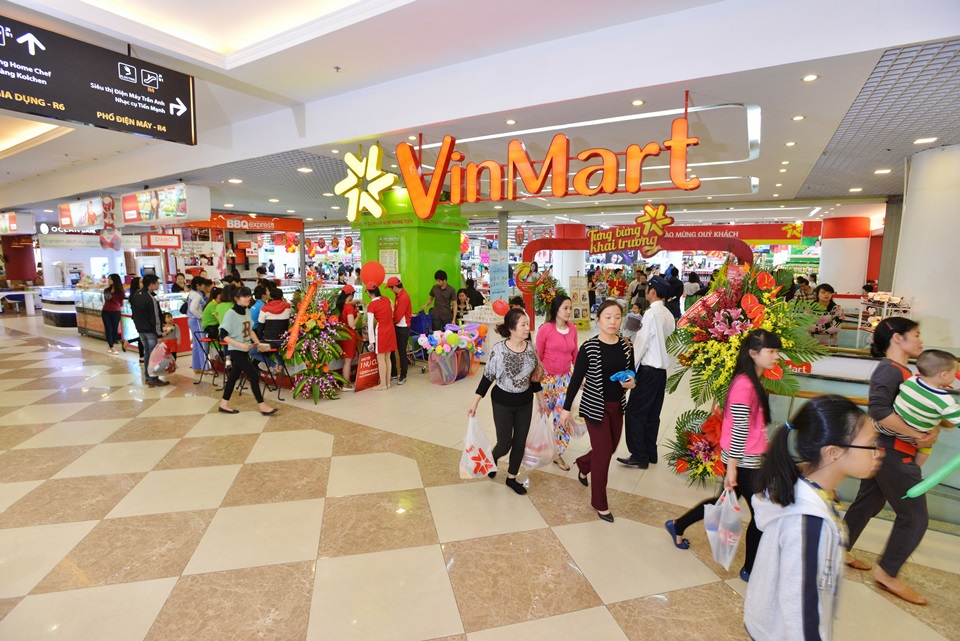 VINMART NGUYỄN CHÍ THANH NẰM TRONG TRUNG TÂM THƯƠNG MẠI VINCOM VỚI KHÔNG GIAN HIỆN ĐẠI RỘNG RÃI