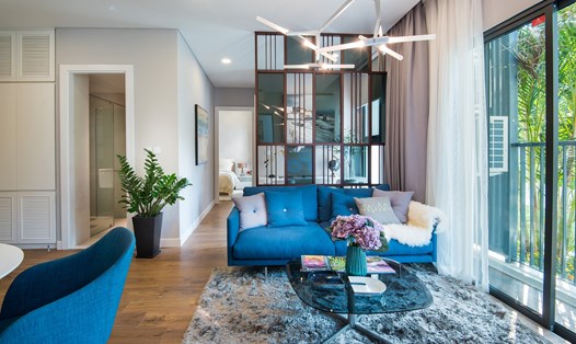 Không gian trong căn hộ được thiết kế thoáng rộng mang đến nhiều khoảng sinh hoạt chung cho cả gia đình 