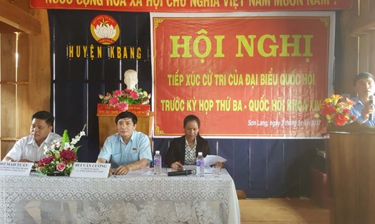 Chủ tịch Tổng Liên đoàn lao động VN Bùi Văn Cường tiếp xúc cử tri tại Gia Lai.
