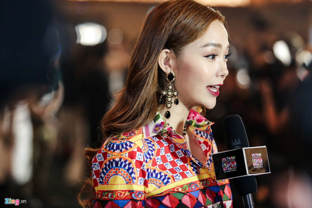 Minh Hằng diện cây hàng hiệu nổi bật sau scandal