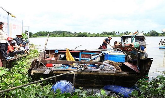 Đã tìm thấy thi thể 2 mẹ con mất tích trên sông Sài Gòn