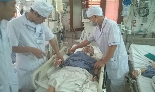 Nạn nhân đang điều trị tích cực tại Bệnh viện Việt Tiệp. Ảnh: C.T.V