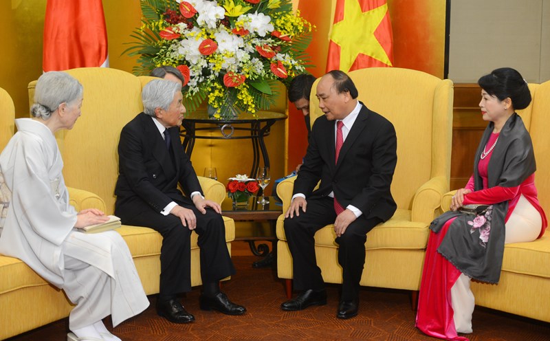 Thủ tướng Nguyễn Xuân Phúc và Phu nhân hội kiến Nhà vua và Hoàng hậu Nhật Bản. (Ảnh: Bộ Ngoại giao)