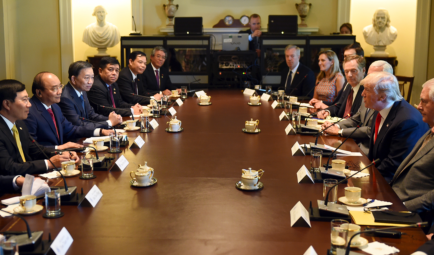 Quang cảnh cuộc hội đàm cấp cao Việt Nam - Hoa Kỳ.(Ảnh: VGP)