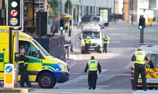 Cảnh sát Anh tăng cường an ninh tại thủ đô London. (Ảnh: BBC)