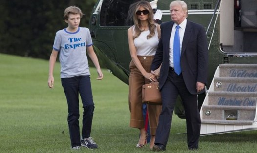 Bà Melania Trump và con trai chuyển vào Nhà Trắng sống cùng ông Donald Trump. Ảnh: Getty