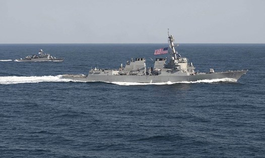 Tàu chiến Mỹ. Ảnh: Reuters