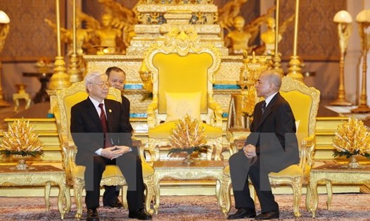 Tổng Bí thư Nguyễn Phú Trọng hội đàm với Quốc vương Campuchia Norodom Sihamoni. Ảnh: TTXVN