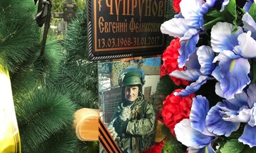 Mộ của Yevgeni Chuprunov - một nhà thầu quân sự tư nhân Nga ở Novomoskovsk, Tula. Ảnh: Reuters