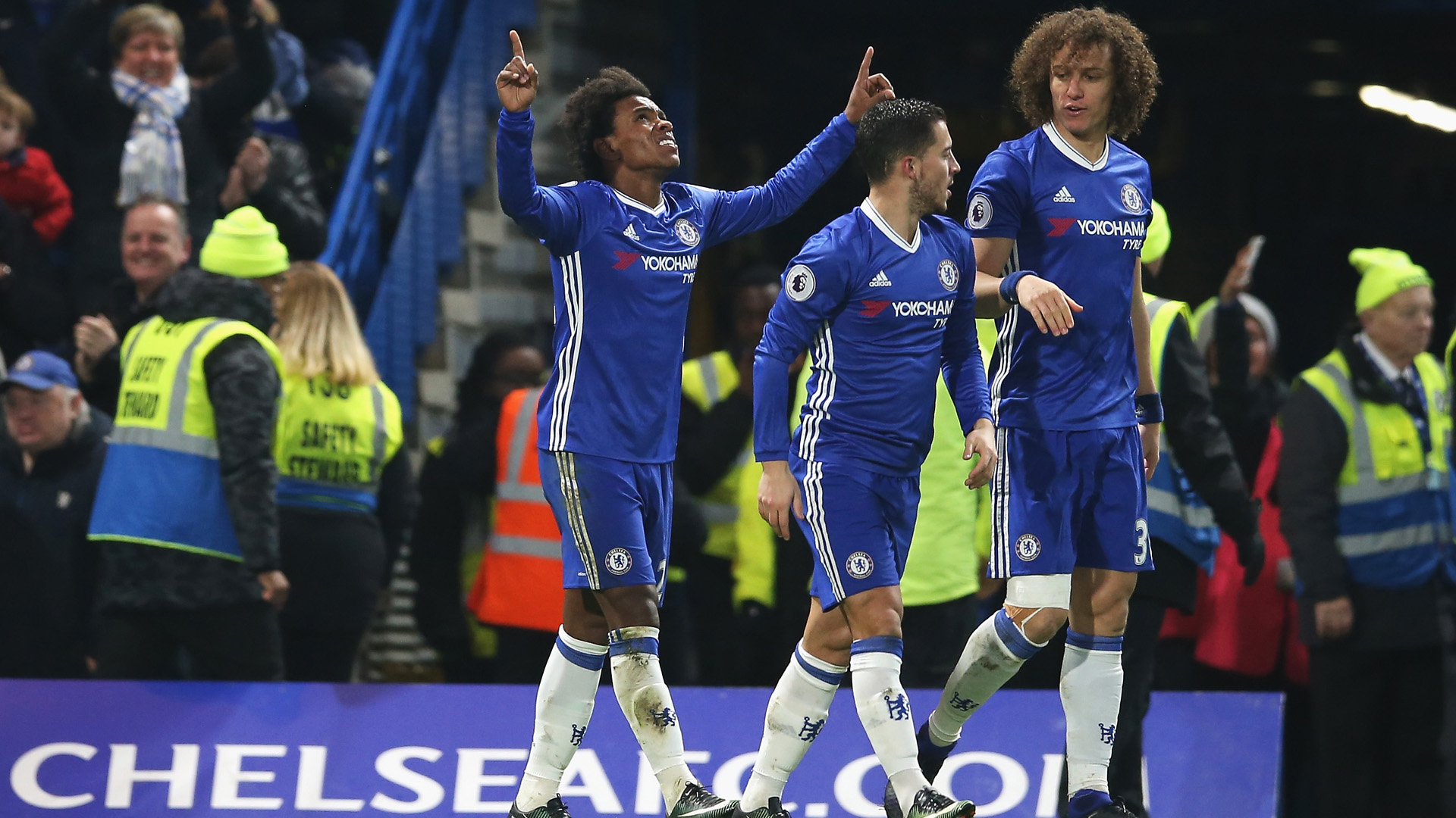 Chelsea có chiến thắng tưng bừng 4 - 2 trên sân nhà trước Tottenham