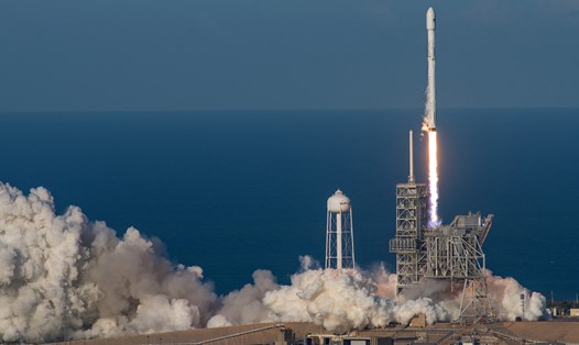 SpaceX phóng thành công vệ tinh tình báo Mỹ bằng tên lửa Falcon 9 