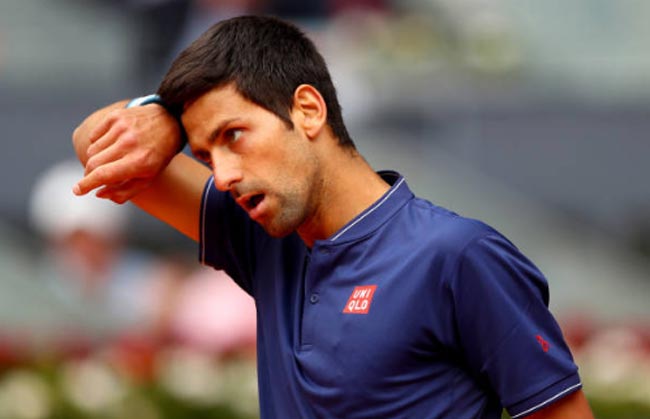 Djokovic toát mồ hôi hột vượt qua Almagro 2 - 1 ở vòng 2 Madrid Open