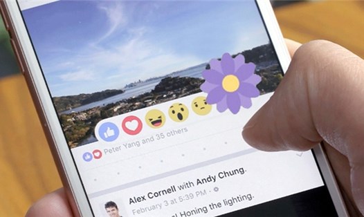 Công nghệ 360: Quý đầu tiên lỗ tới 2 tỷ USD, Snapchat đổ lỗi cho Facebook và Instagram