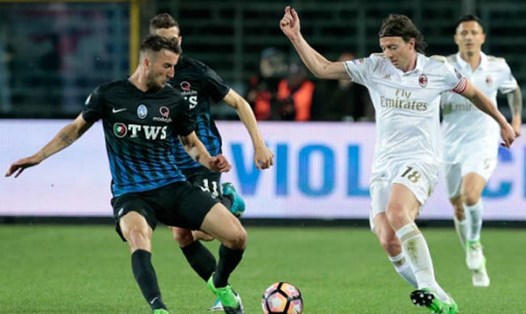 AC Milan để hòa thất vọng 1 - 1 trên sân của Atalanta