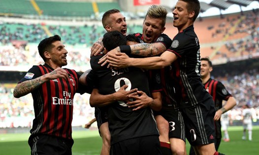 Hiệp 2 bùng nổ, AC Milan đại thắng Bologna 3 - 0 trên sân nhà