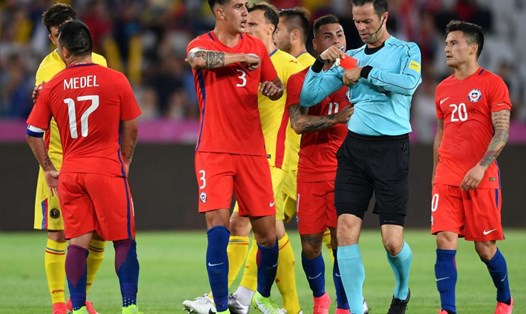 Chile gây thất vọng khi thua ngược Romania 2 - 3 