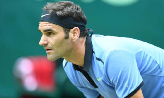 Thắng chóng vánh Zverev 2 - 0, Federer giành chức vô địch Halle lần thứ 9