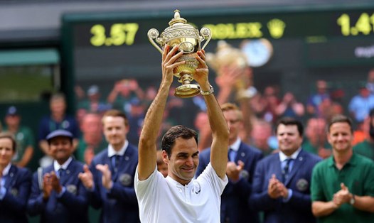 Thắng nhàn nhã Cilic 3 - 0, Federer chính thức đăng quang Wimbledon lần thứ 8 trong sự nghiệp