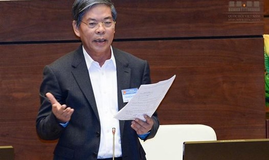 Ông Nguyễn Minh Quang phát biểu tại Quốc hội khóa XIII (Ảnh: Q.H)