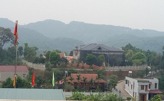 Khu biệt thự nghi là của gia đình Thiếu tướng Đặng Trần Chiêu, Giám đốc Công an tỉnh Yên Bái. Ảnh: Soha