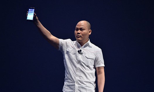 Ông Nguyễn Tử Quảng tại sự kiện ra mắt Bphone 2017 ngày 8.8.2017.