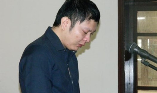 Bị cáo Tiến bị tuyên án tử hình tại phiên tòa sơ thẩm do TAND tỉnh Hà Tĩnh xét xử ngày 26.4.2017. Ảnh: PV