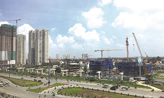 Khu Đông thành phố đang là điểm nóng về đầu tư bất động sản nhờ vào việc hạ tầng hoàn thiện và phát triển mạnh mẽ. Ảnh: B.Chương