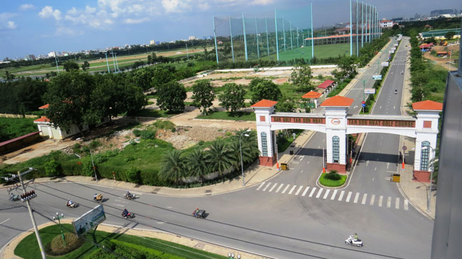 Cử tri TPHCM bức xúc về sân golf trong sân bay Tân Sơn Nhất không được xem xét một cách cẩn trọng. Ảnh: M.Q