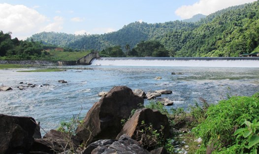 Đập Phà Lài trên sông Giăng (Nghệ An). Ảnh: PV