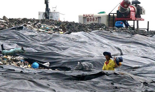 Một góc khu xử lý rác thải Đa Phước (huyện Bình Chánh, TPHCM). Ảnh: Đ.A