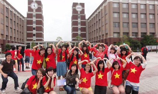 cách đây 2 năm báo chí đưa tin có khoảng 110.000 du học sinh Việt Nam tại 47 quốc gia trên thế giới.  Ảnh: Internet