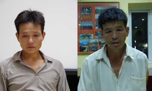 Vàng Văn Sân và Vàng Văn Sỉn (phải) bị bắt giữ tại Đồn Biên phòng A Mú Sung. Ảnh: TD