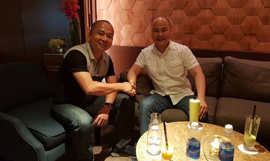 CEO Bkav Nguyễn Tử Quảng (phải) trong buổi làm việc với nhà phân phối. Ảnh: Dân Trí.