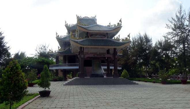 KKhu lưu niệm Nguyễn Đình Chiểu