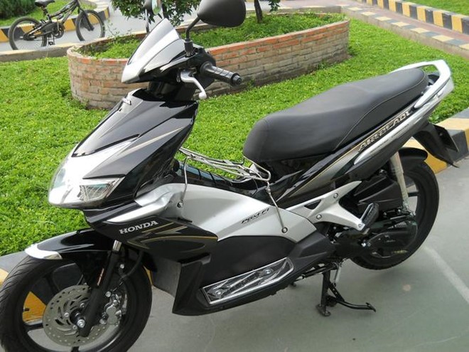 XE AIR BLADE 125 CŨ GIÁ BAO NHIÊU
