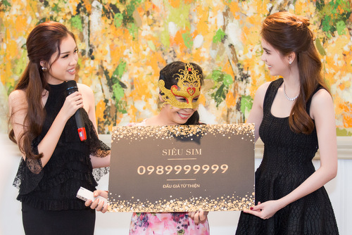 Siêu sim của Ngọc Trinh được mua với giá 18,6 tỷ đồng.