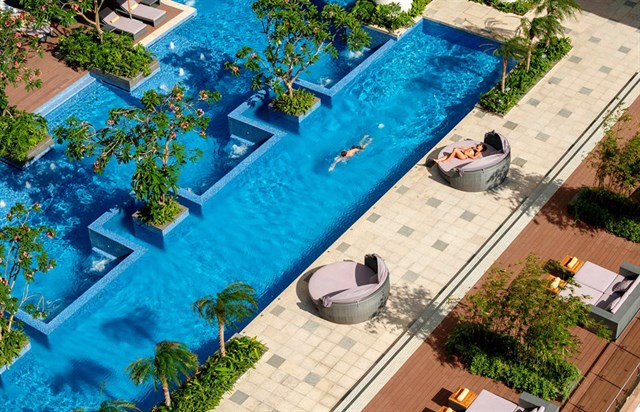 InterContinental Nha Trang:Nằm ở vị trí trung tâm, InterContinental Nha Trang được trang bị cơ sở vật chất cao cấp, bao gồm spa, phòng tắm hơi, bể bơi, khu vui chơi...