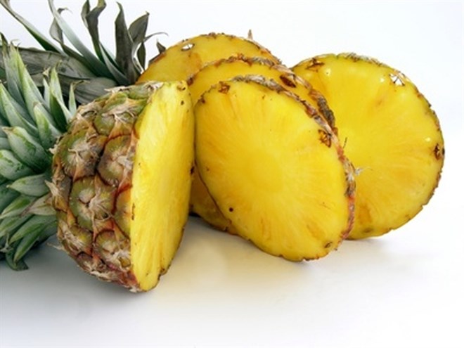 Dứa cũng chứa hàm lượng cao bromelain, một loại enzyme nghĩ để giúp thư giãn cơ bắp và do đó ngăn ngừa chuột rút kinh nguyệt.